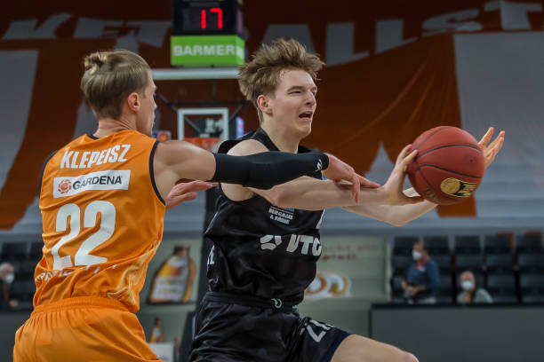 拥有超过一 拥有超过一