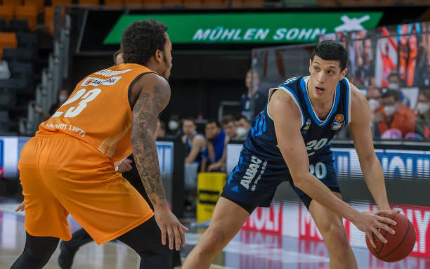 又能在高压 又能在高压